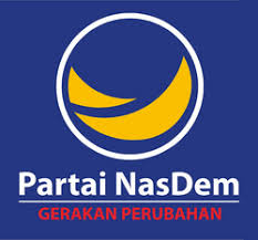 Kiwi standing on oval